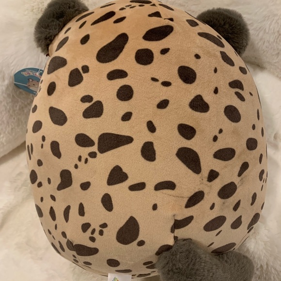 Kei Leopard Squishmallow - Picture 2 of 4
